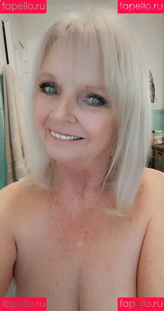 Salsa Nanny Onlyfans Photo Gallery 