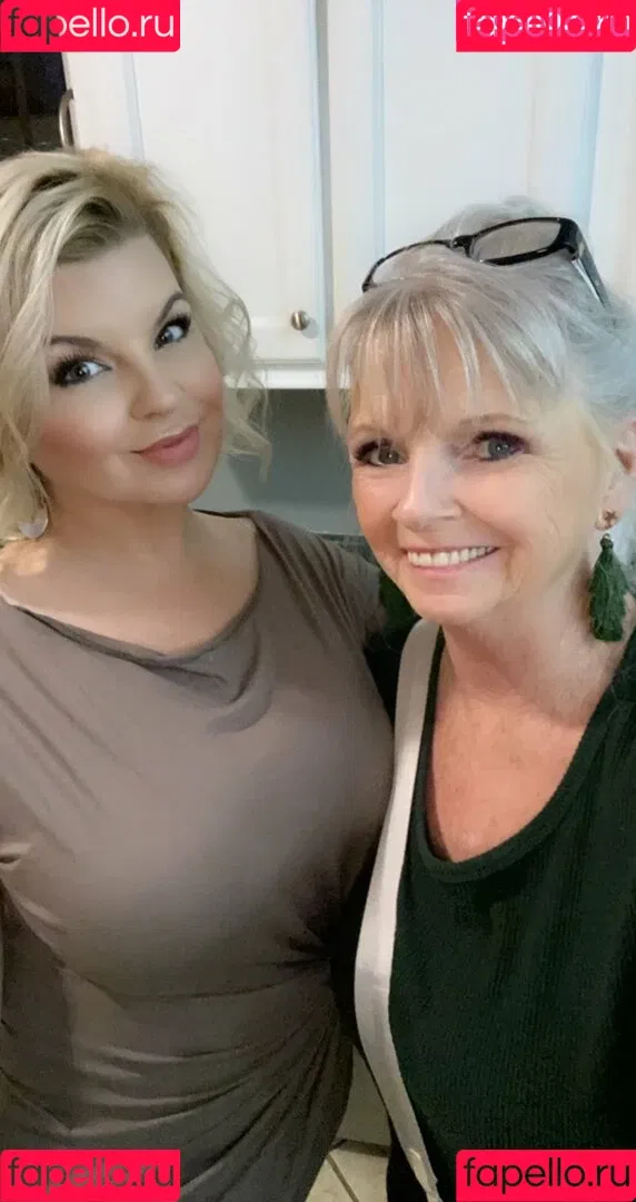 Salsa Nanny Onlyfans Photo Gallery 