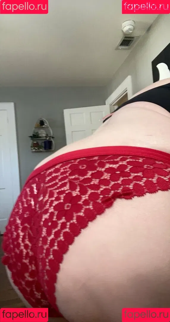 Salsa Nanny Onlyfans Photo Gallery 