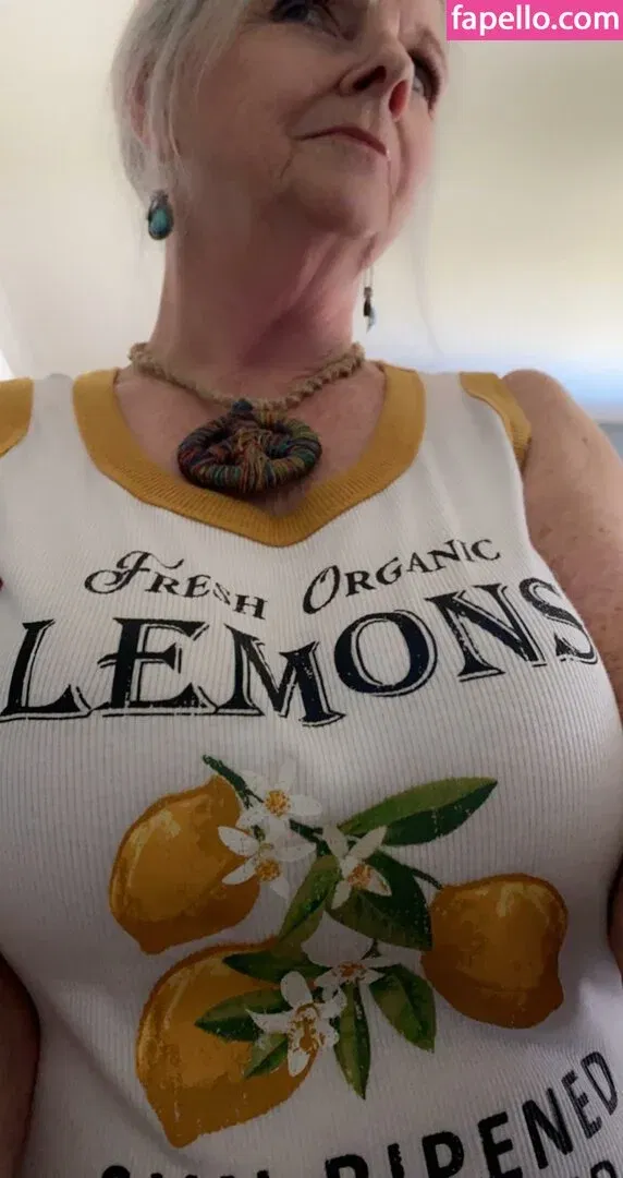 Salsa Nanny Onlyfans Photo Gallery 