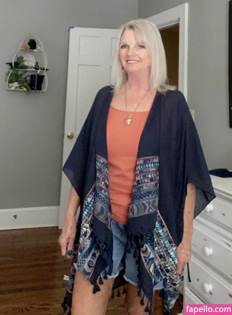 Salsa Nanny Onlyfans Photo Gallery 