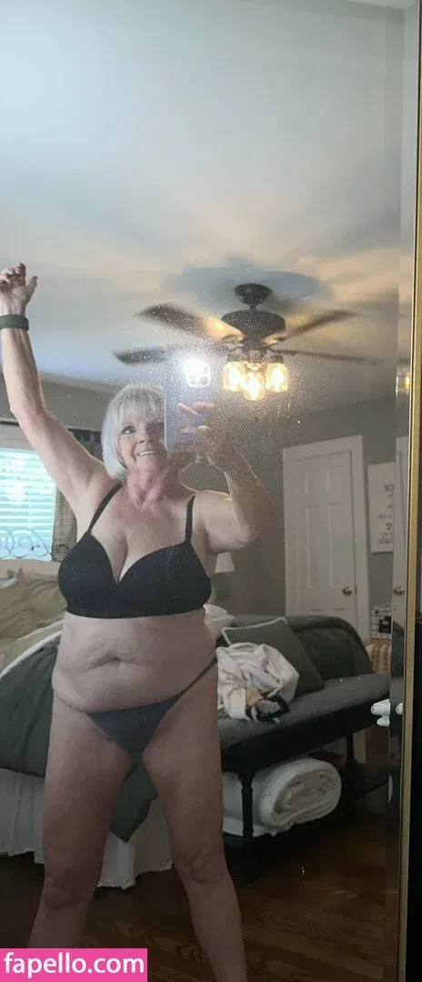 Salsa Nanny Onlyfans Photo Gallery 