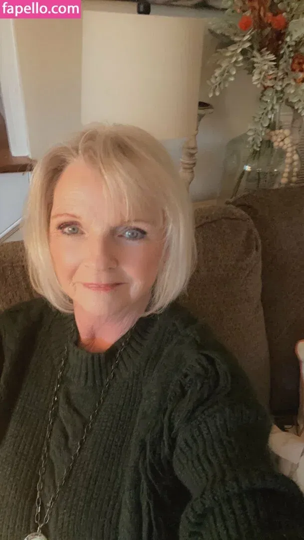 Salsa Nanny Onlyfans Photo Gallery 