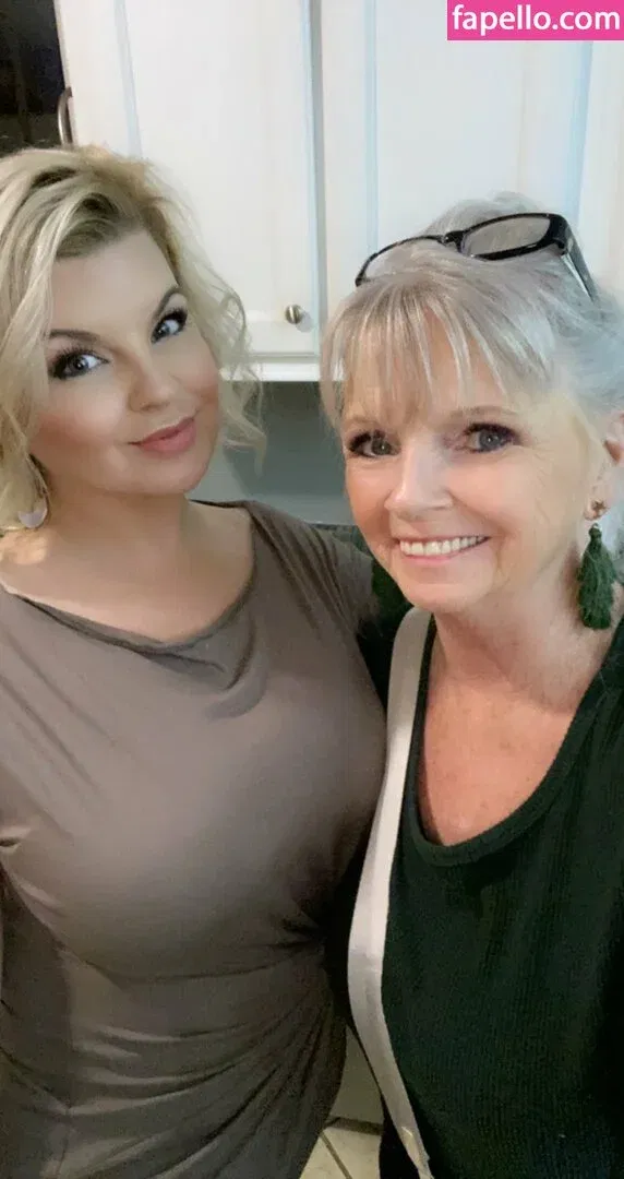 Salsa Nanny Onlyfans Photo Gallery 