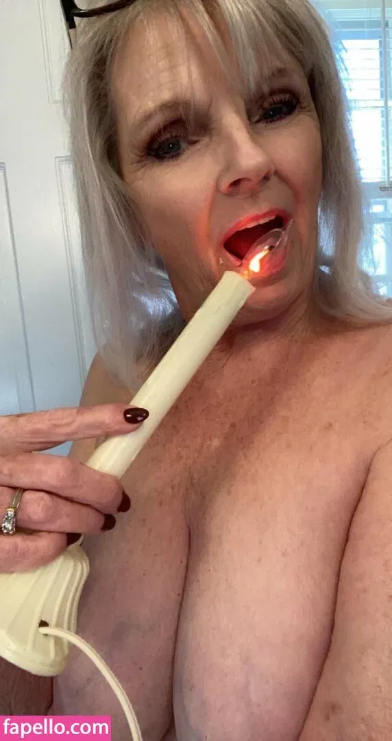 Salsa Nanny Onlyfans Photo Gallery 