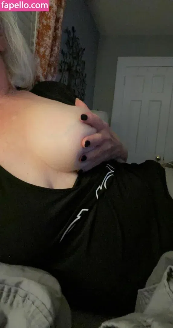 Salsa Nanny Onlyfans Photo Gallery 