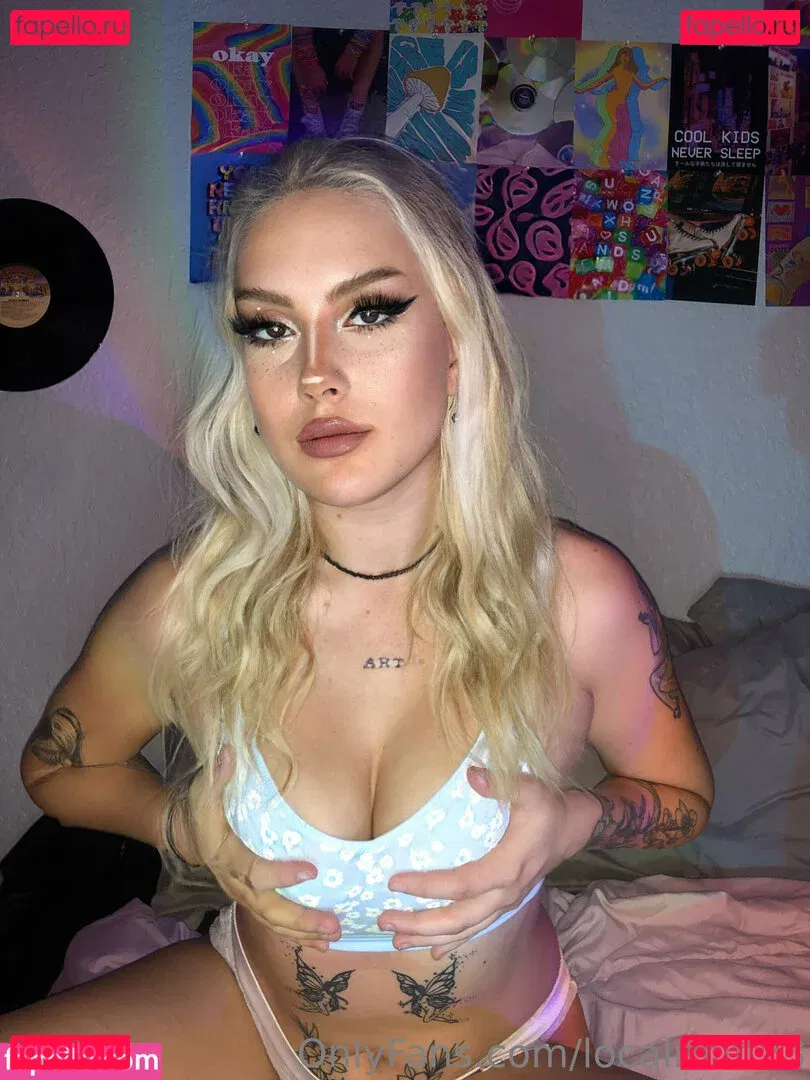 localmilffx3 Onlyfans Photo Gallery 