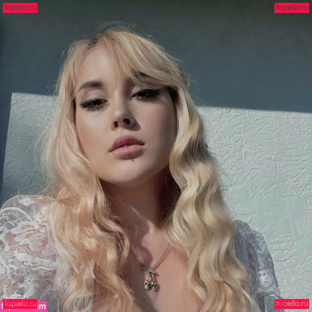 localmilffx3 Onlyfans Photo Gallery 