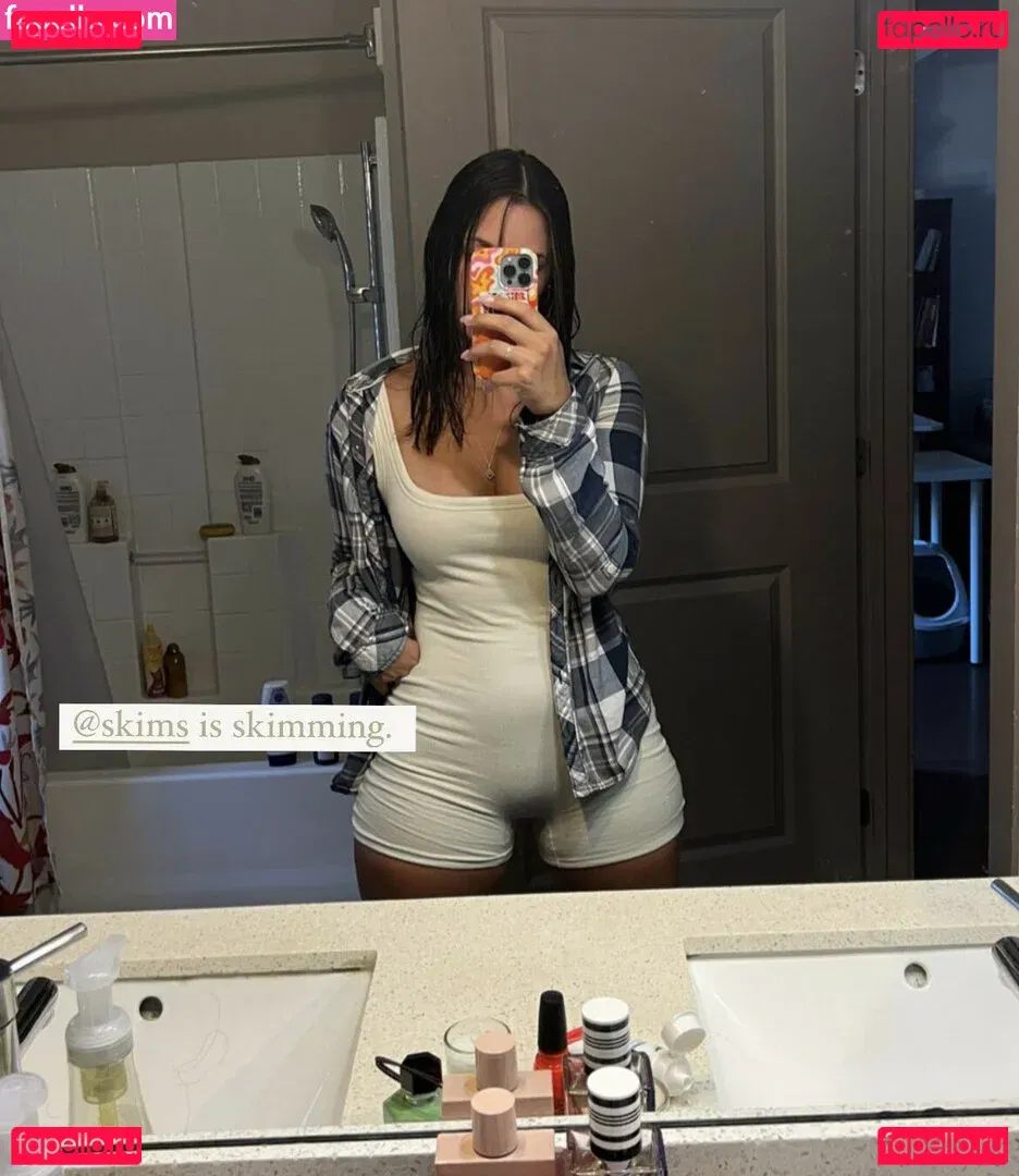 Bella Potocny Onlyfans Photo Gallery 