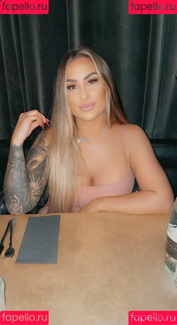 inkedbitchhh Onlyfans Photo Gallery 