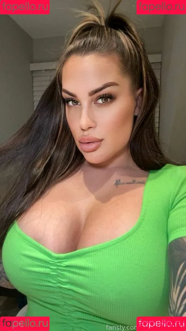 inkedbitchhh Onlyfans Photo Gallery 