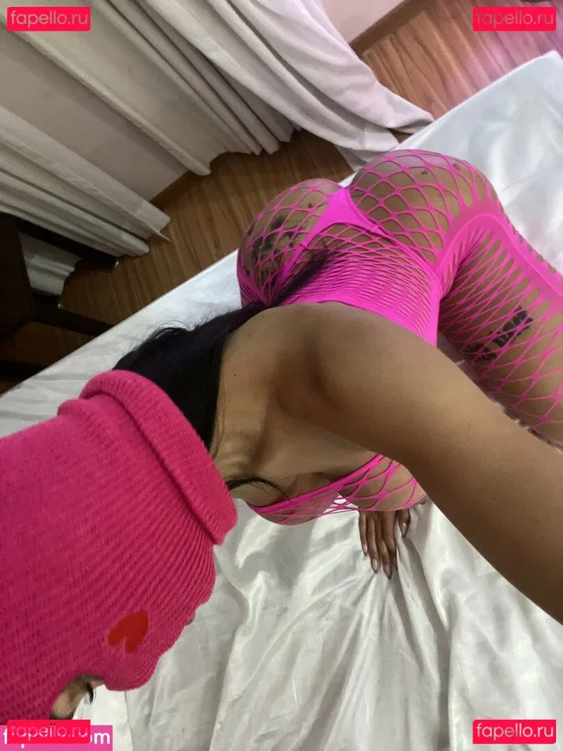 Gaby Ferraz Onlyfans Photo Gallery 