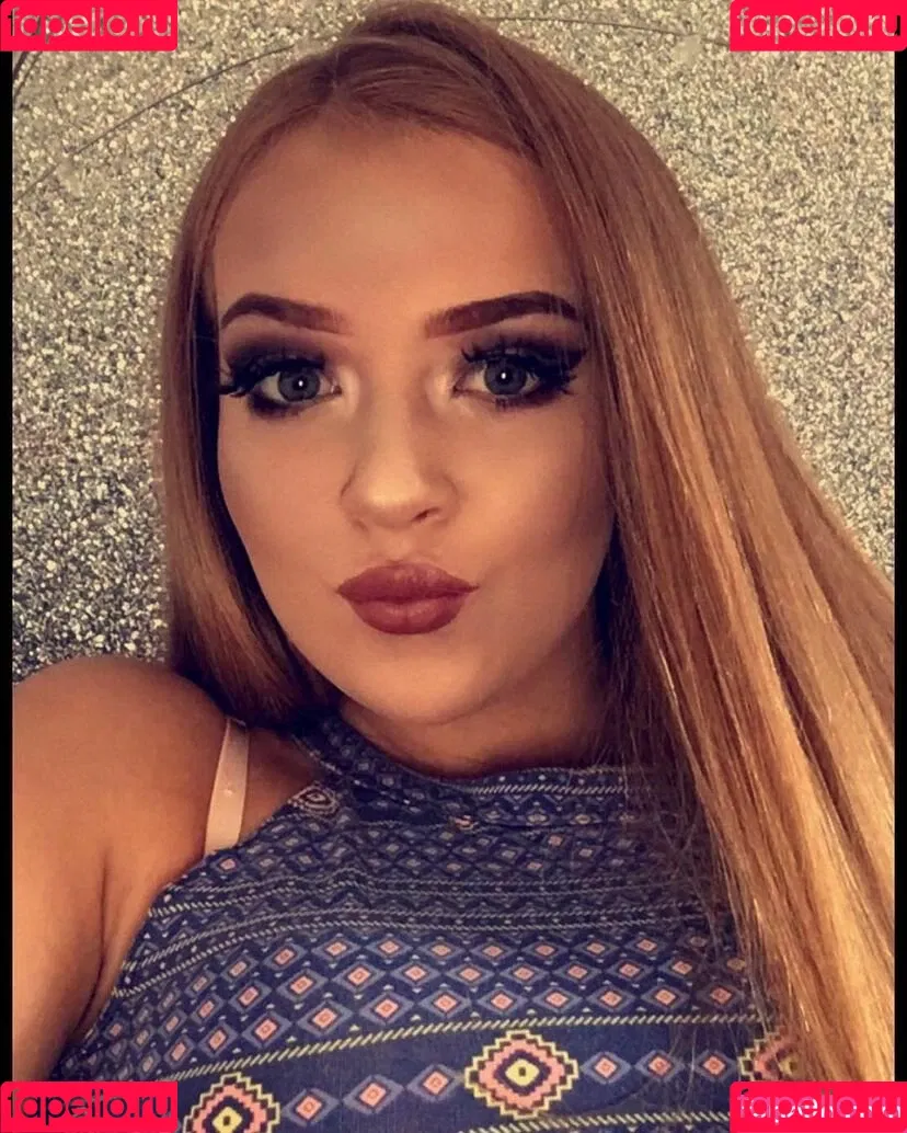 Briany Anne Smith Onlyfans Photo Gallery 