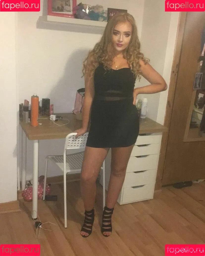 Briany Anne Smith Onlyfans Photo Gallery 