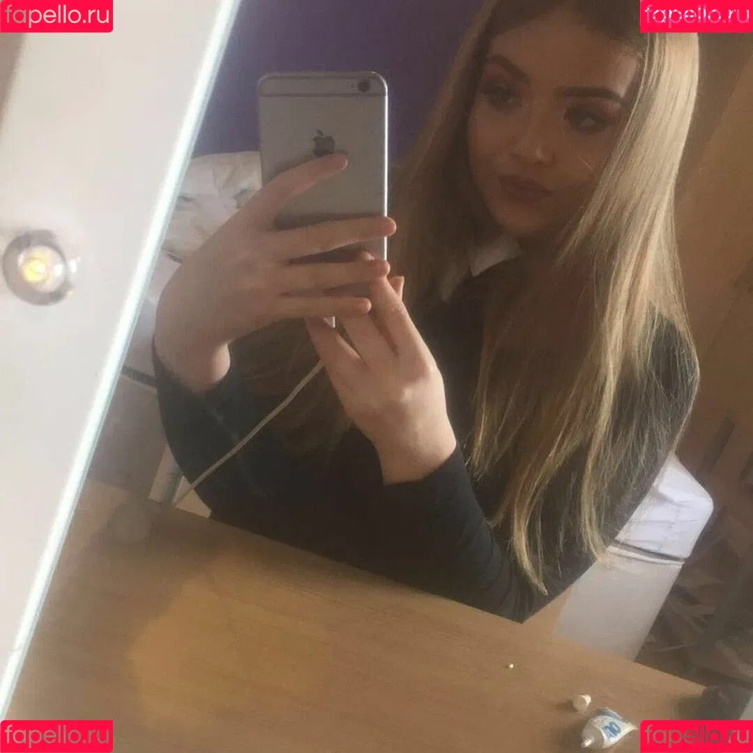 Briany Anne Smith Onlyfans Photo Gallery 
