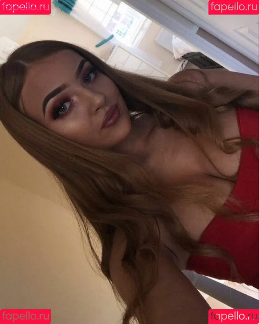 Briany Anne Smith Onlyfans Photo Gallery 