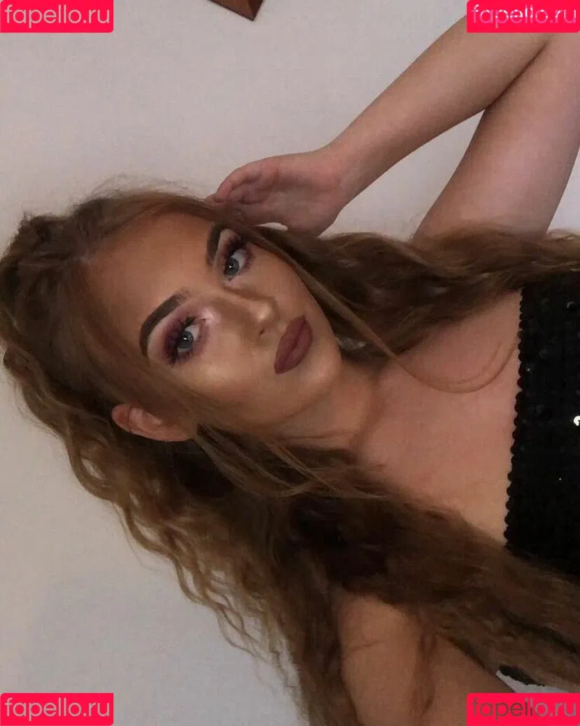 Briany Anne Smith Onlyfans Photo Gallery 