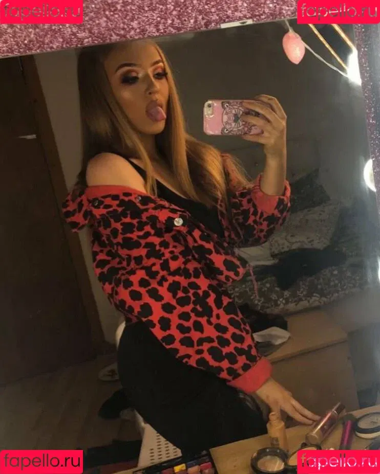 Briany Anne Smith Onlyfans Photo Gallery 