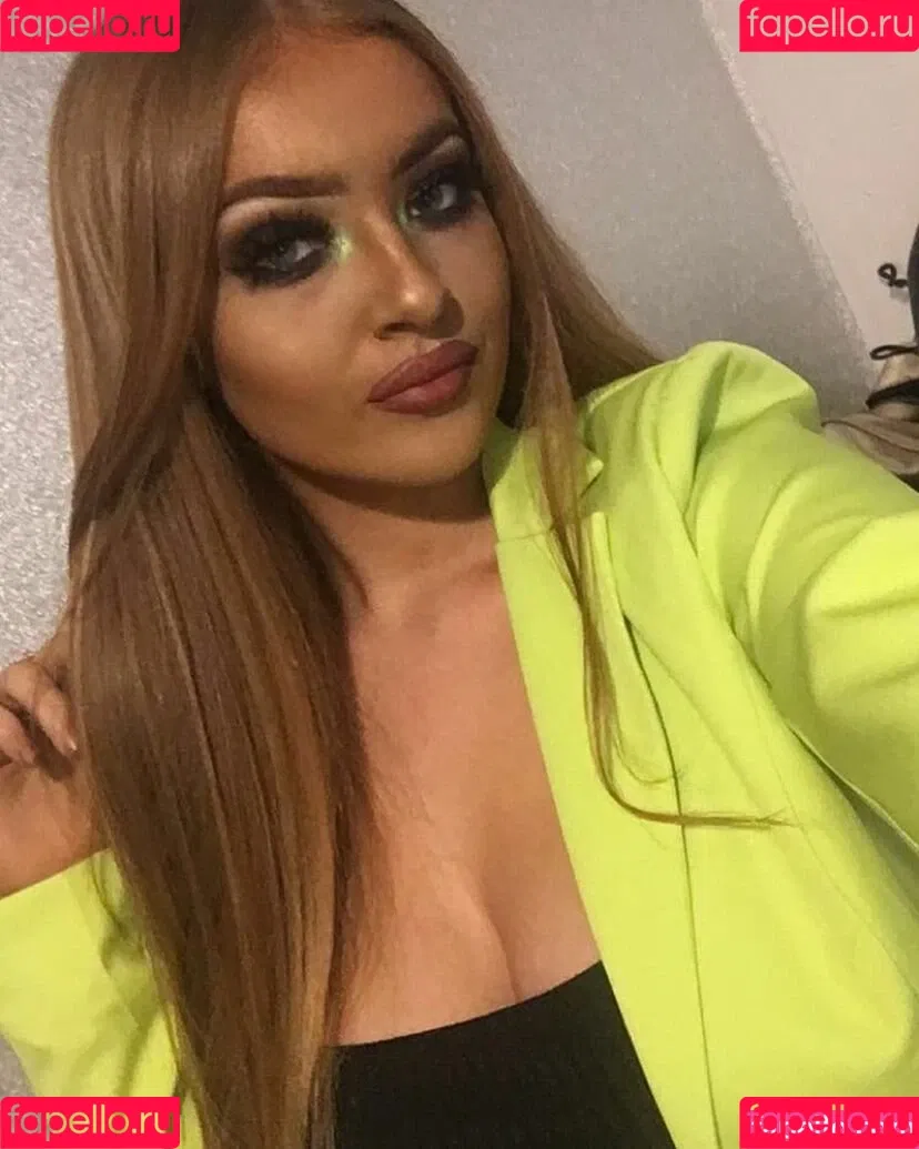 Briany Anne Smith Onlyfans Photo Gallery 