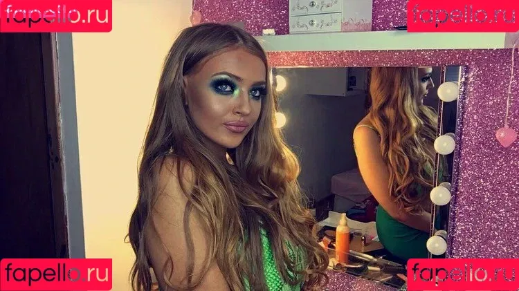 Briany Anne Smith Onlyfans Photo Gallery 