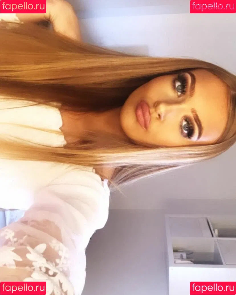 Briany Anne Smith Onlyfans Photo Gallery 