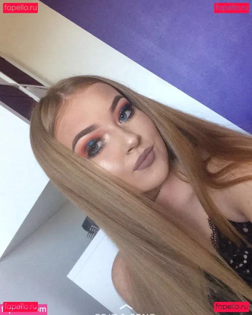 Briany Anne Smith Onlyfans Photo Gallery 