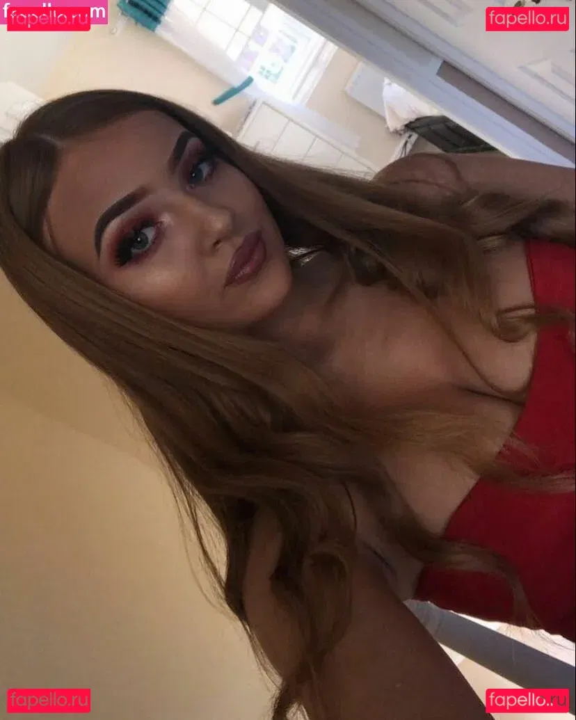 Briany Anne Smith Onlyfans Photo Gallery 