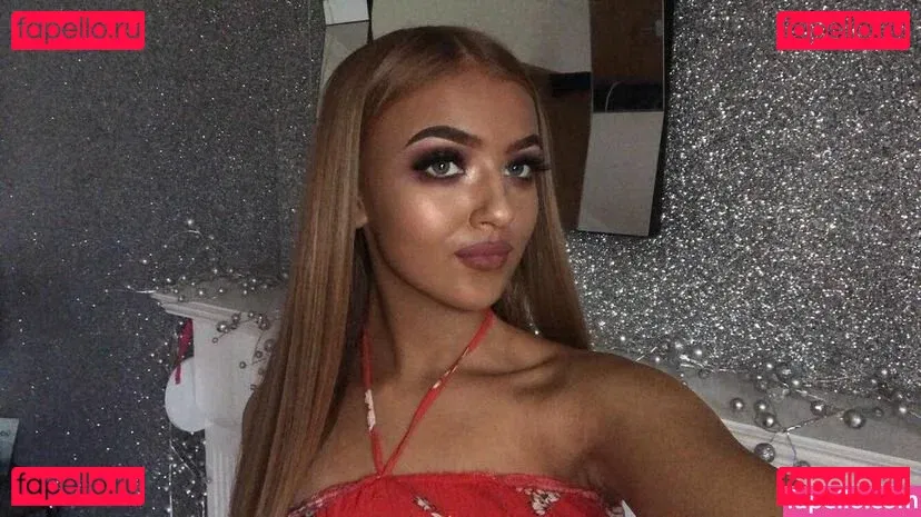 Briany Anne Smith Onlyfans Photo Gallery 