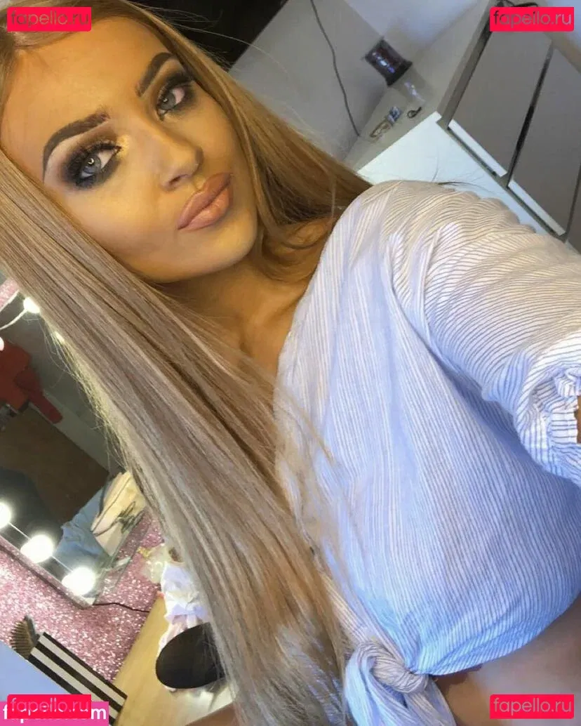 Briany Anne Smith Onlyfans Photo Gallery 