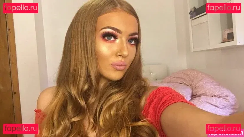 Briany Anne Smith Onlyfans Photo Gallery 