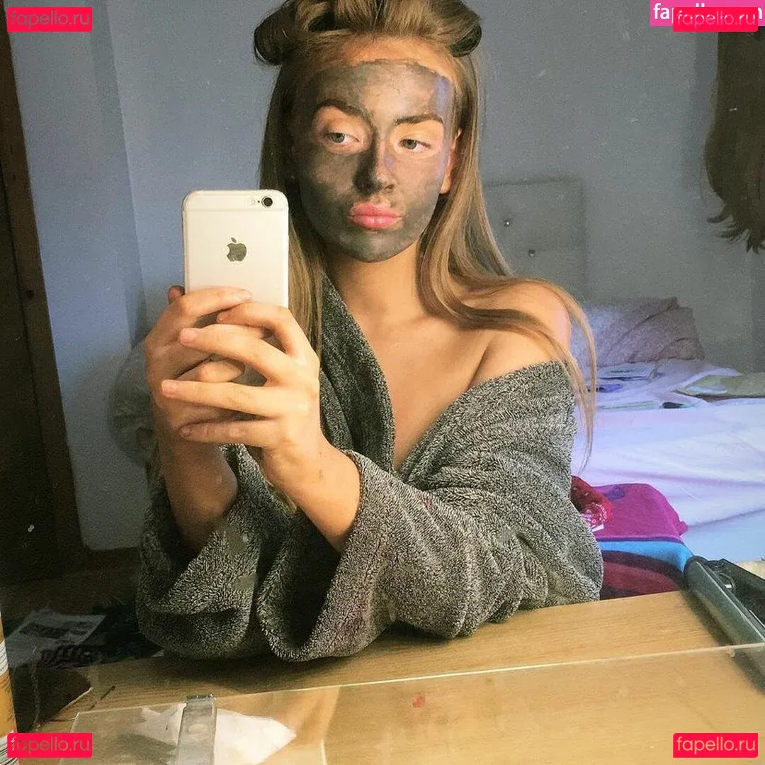 Briany Anne Smith Onlyfans Photo Gallery 