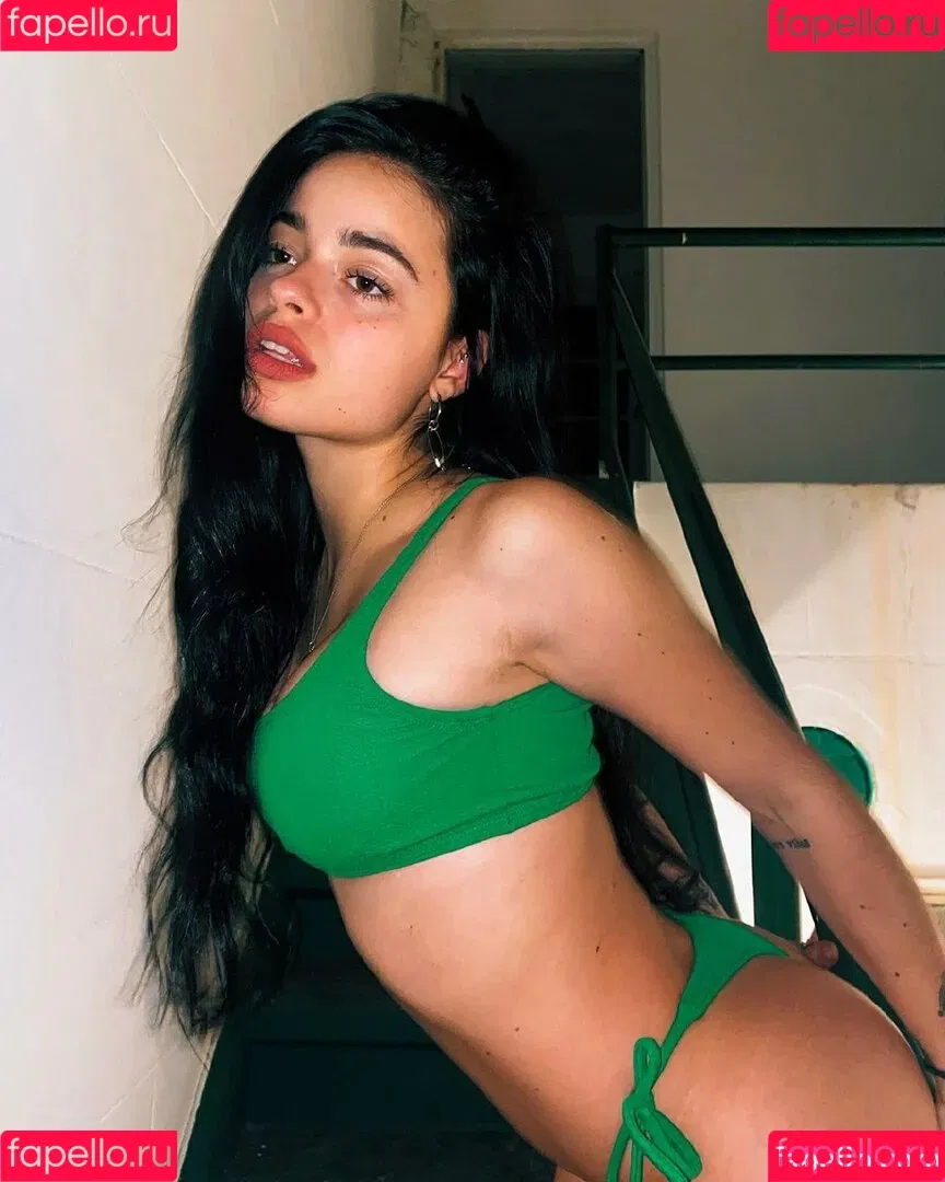 Juli Savioli Onlyfans Photo Gallery 