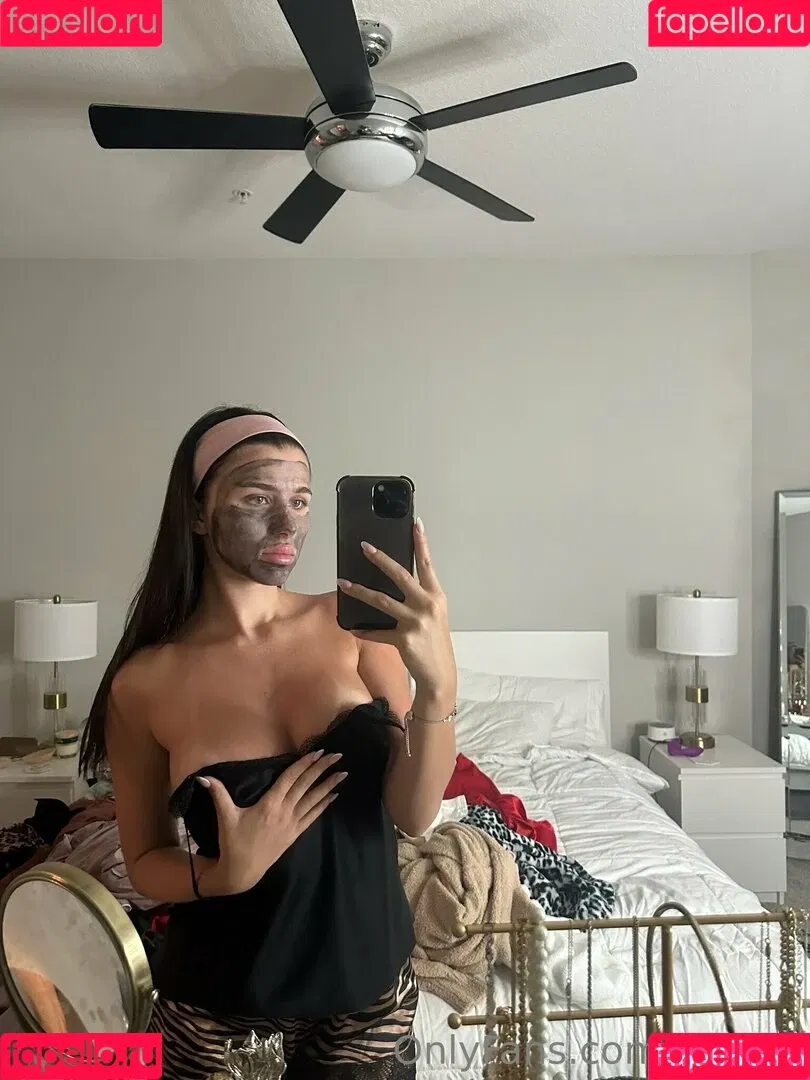 kait.xx Onlyfans Photo Gallery 