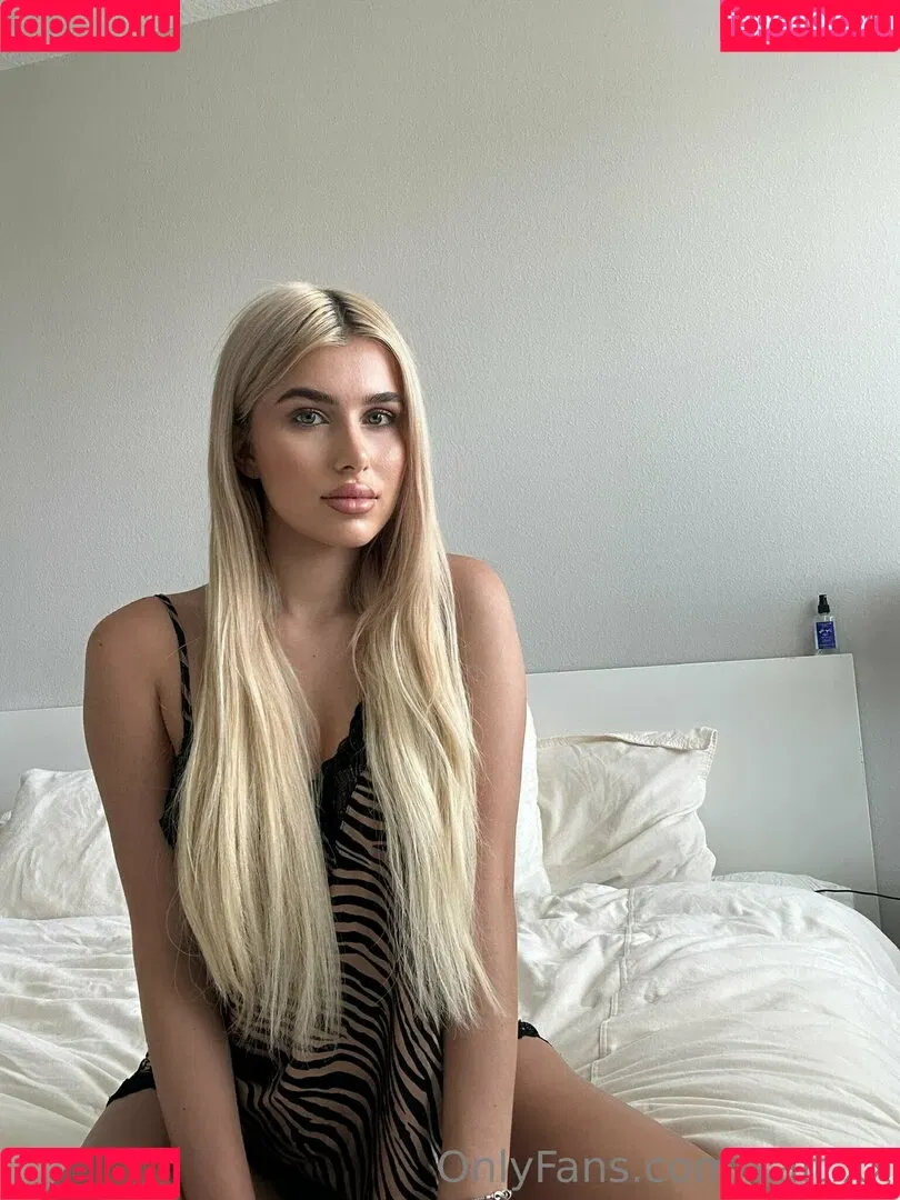kait.xx Onlyfans Photo Gallery 