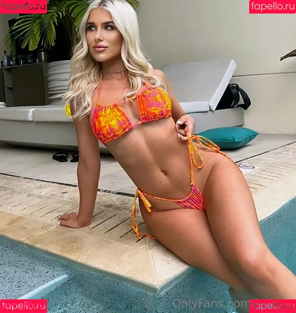 kait.xx Onlyfans Photo Gallery 
