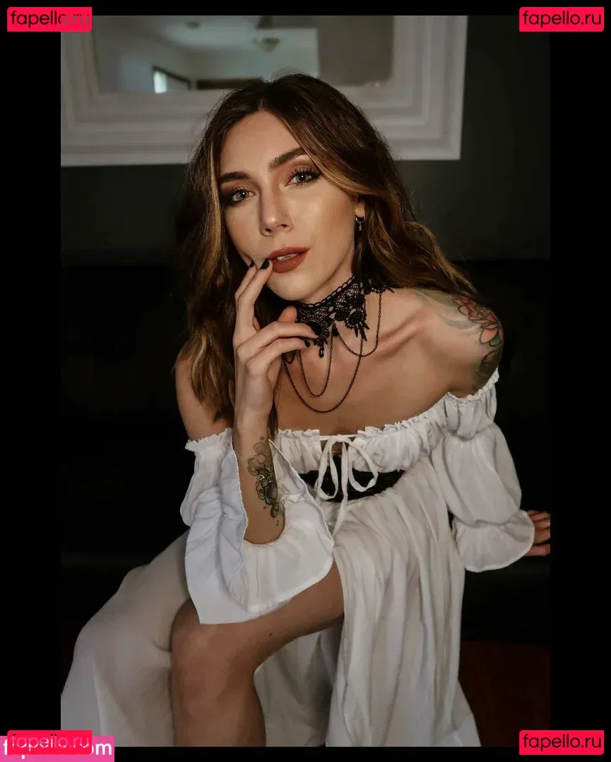 Vavandvoa Onlyfans Photo Gallery 