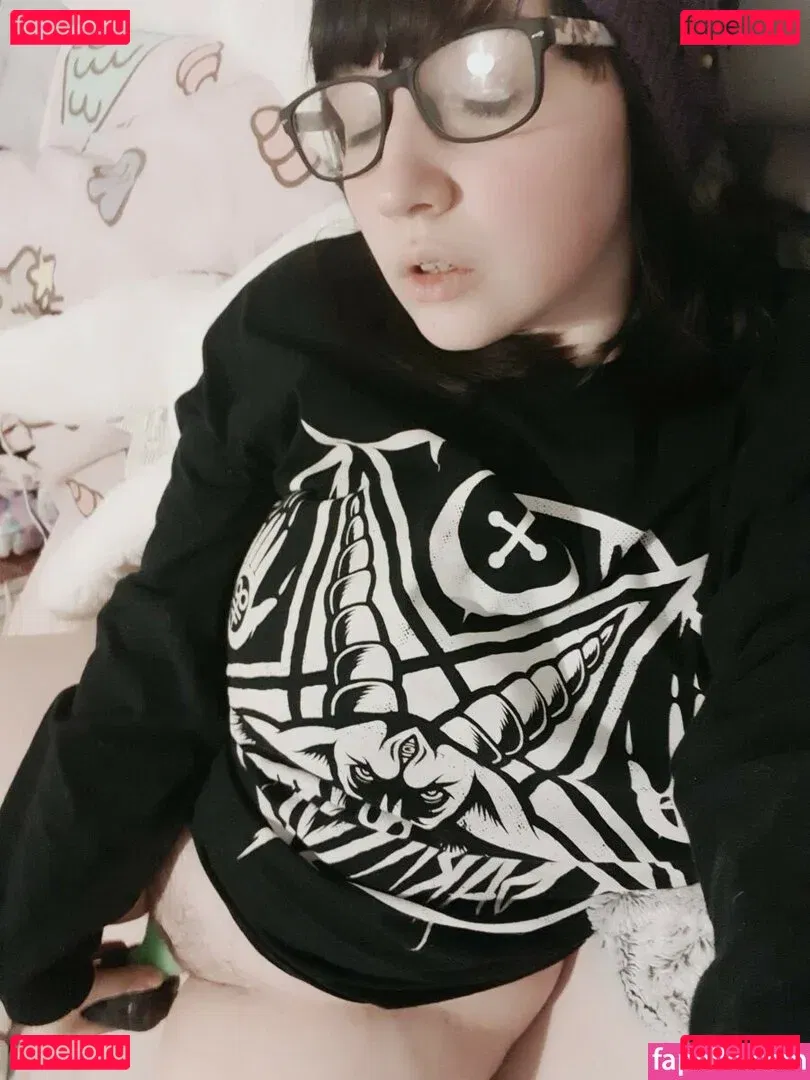 MCSmallyy Onlyfans Photo Gallery 