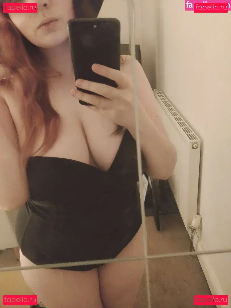 MCSmallyy Onlyfans Photo Gallery 