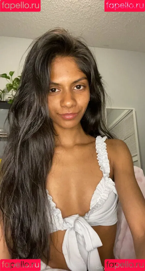 natsabrat Onlyfans Photo Gallery 