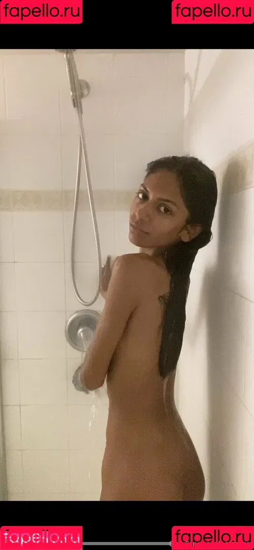 natsabrat Onlyfans Photo Gallery 