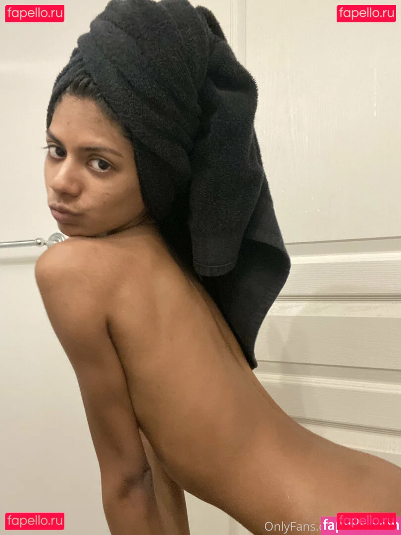 natsabrat Onlyfans Photo Gallery 