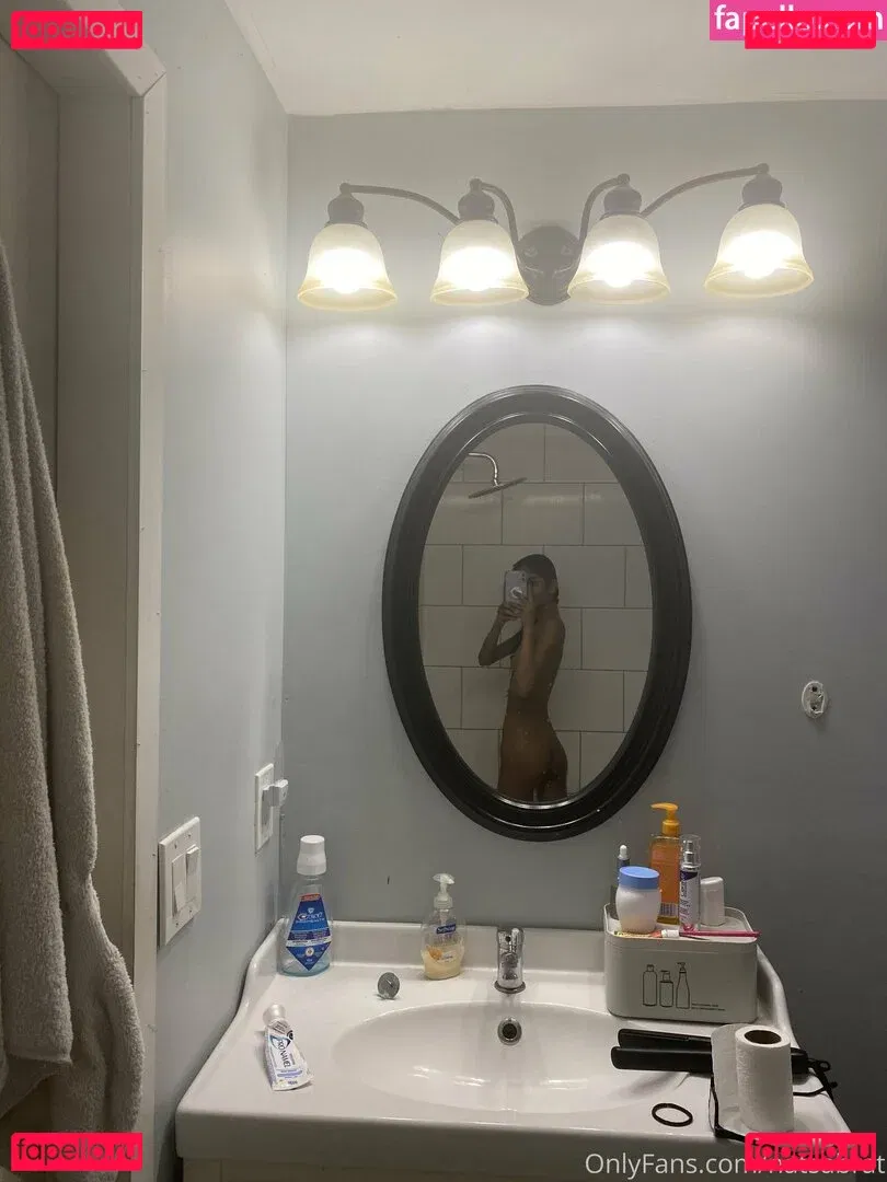 natsabrat Onlyfans Photo Gallery 