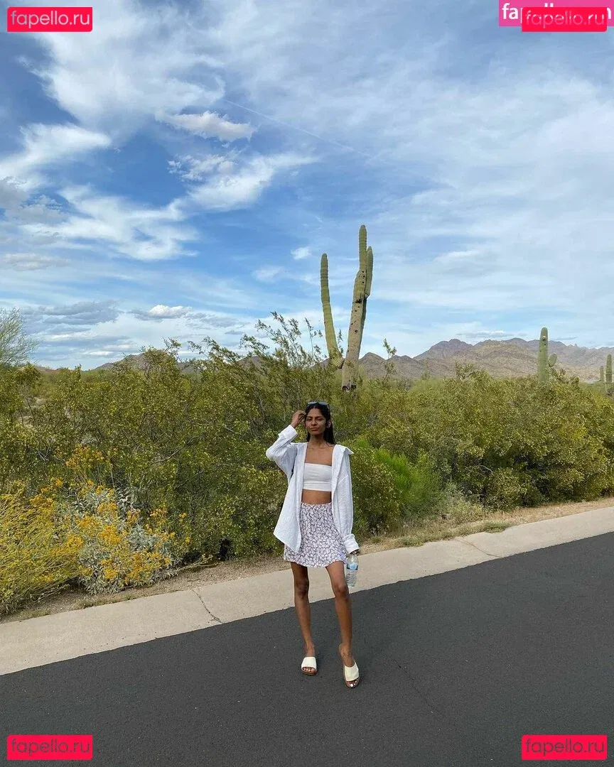 natsabrat Onlyfans Photo Gallery 