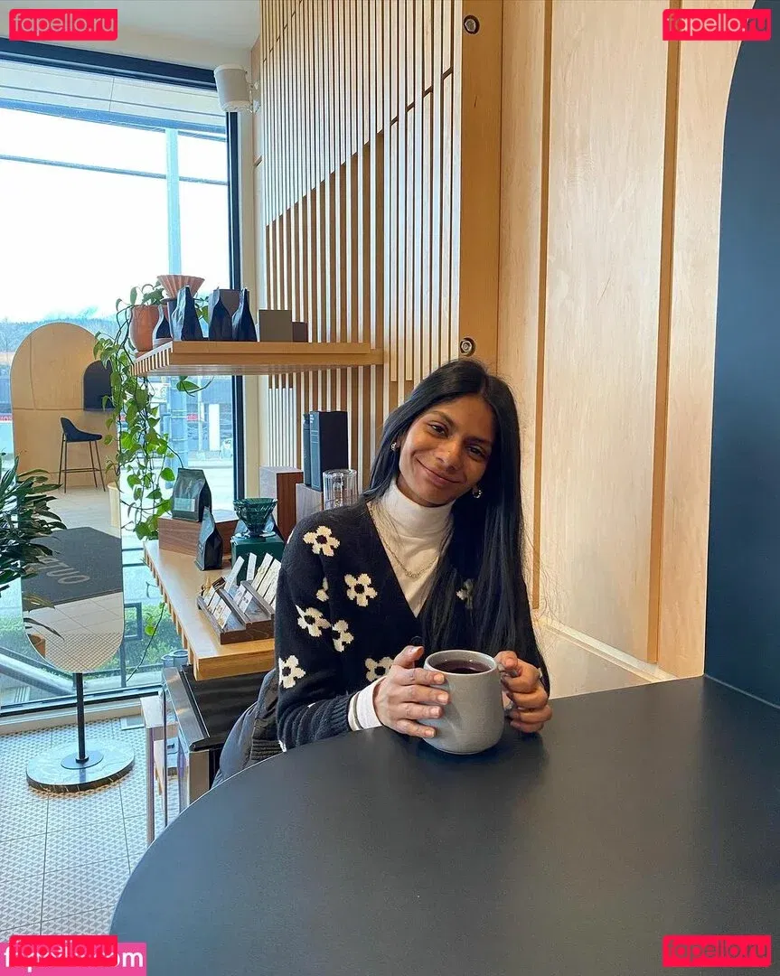 natsabrat Onlyfans Photo Gallery 