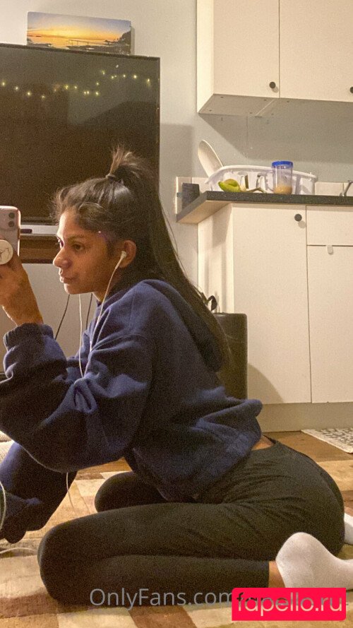 natsabrat Onlyfans Photo Gallery 