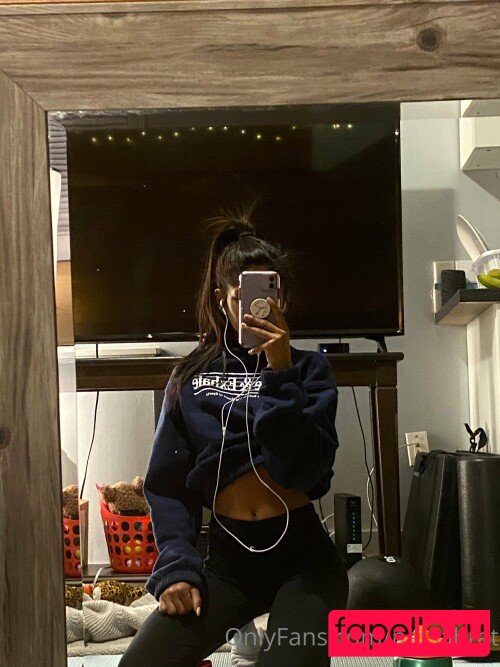 natsabrat Onlyfans Photo Gallery 