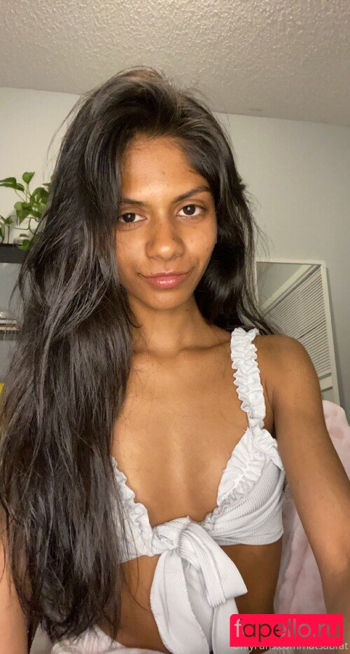 natsabrat Onlyfans Photo Gallery 