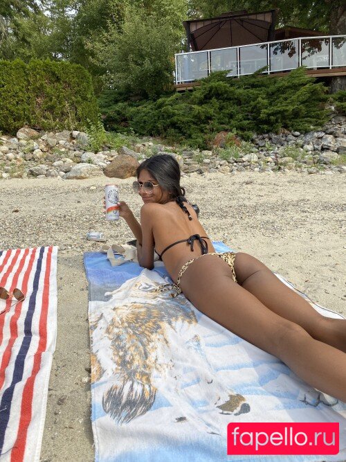 natsabrat Onlyfans Photo Gallery 