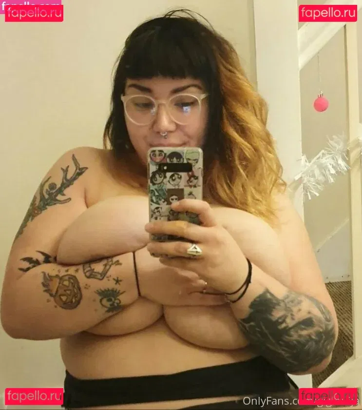 GiGi Onlyfans Photo Gallery 