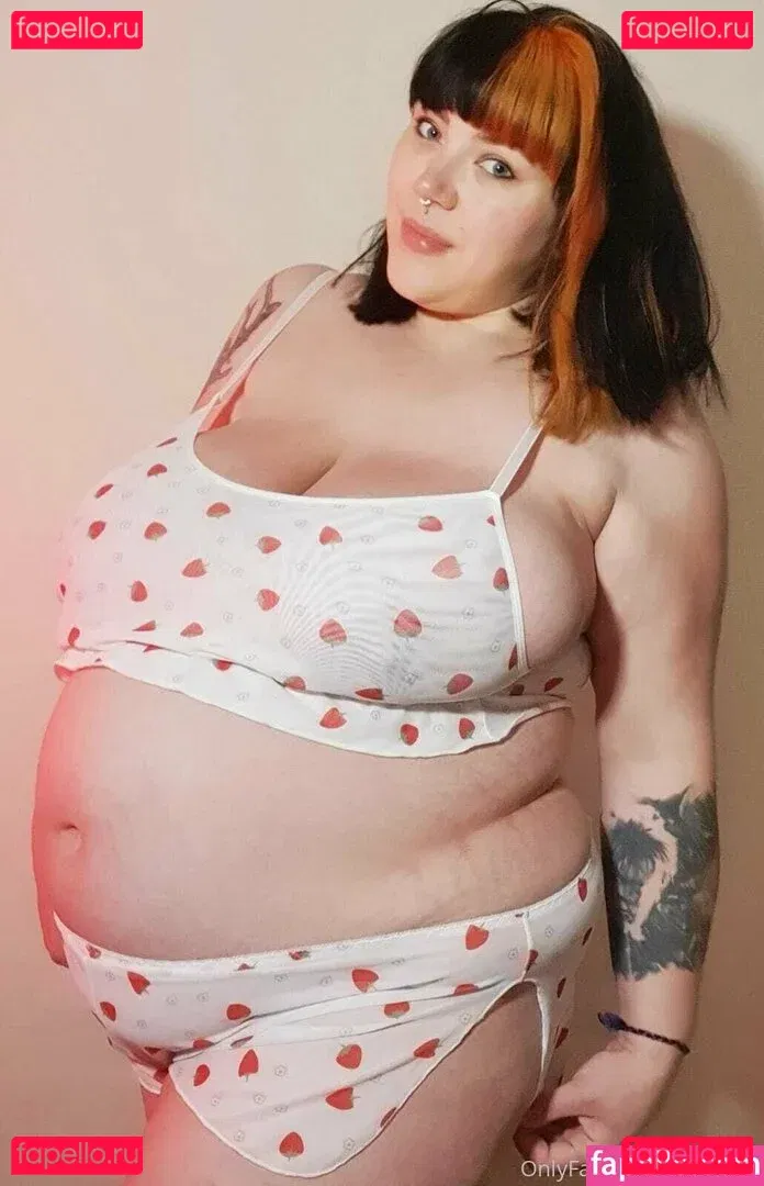 GiGi Onlyfans Photo Gallery 